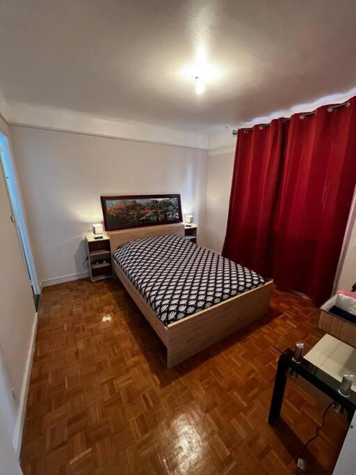 Appartement Avec Balcon En Centre Ville Bourges Kültér fotó